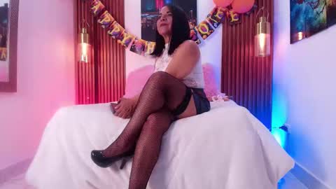 EVA GODDESS  online show from 10/20/25, 07:58