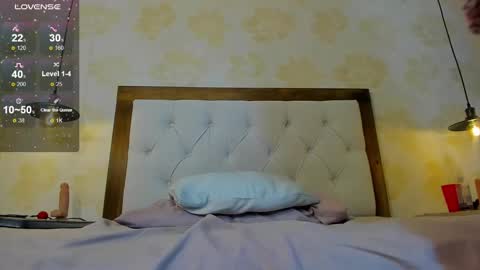 E V A  online show from 02/05/25, 08:43