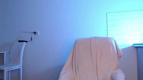 Eva online show from 02/12/26, 04:07