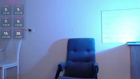 Snapshot of evahailey_ chatting on 04/28/26, 04:39 Eva online show from 04/28/26, 04:39