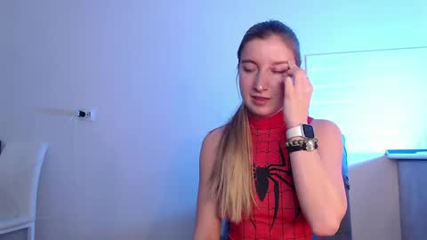 Snapshot of evahailey_ chatting on 05/16/26, 04:42 Eva online show from 05/16/26, 04:42