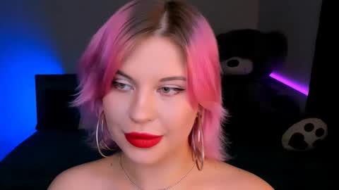 Eva online show from 01/12/25, 01:00