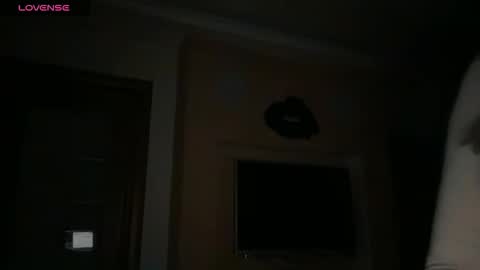 EvaHazard online show from 11/01/25, 01:57