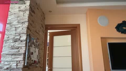 EvaHazard online show from 03/29/26, 09:20