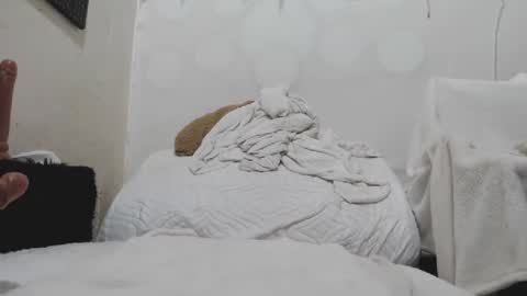 Snapshot of evahootxx chatting on 01/30/25, 08:22 EVA online show from 01/30/25, 08:22