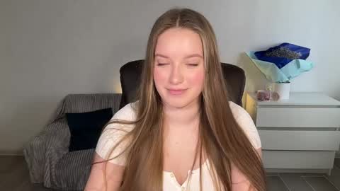 Eva online show from 04/15/26, 07:26