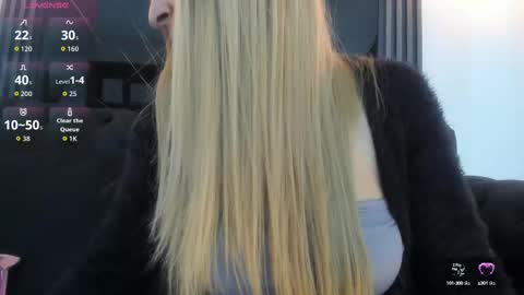 Eva online show from 09/22/25, 01:35