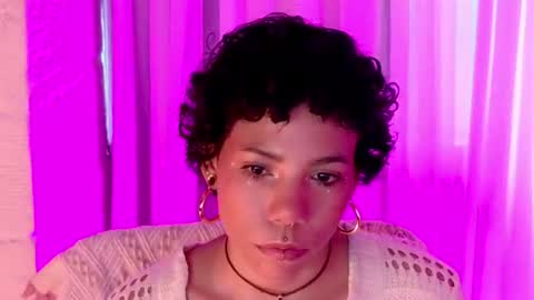 Snapshot of evaluna222 chatting on 08/05/26, 07:49 Evaluna Independent model online show from 08/05/26, 07:49