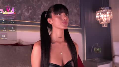 Eva Moretti online show from 10/06/25, 01:58