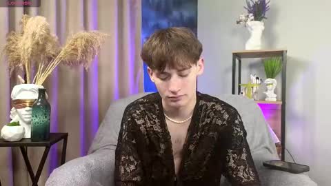 Snapshot of evan__joy chatting on 02/16/26, 09:00 Evan online show from 02/16/26, 09:00