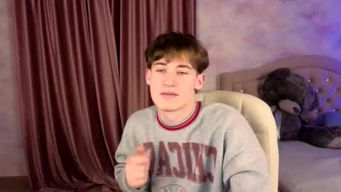 Snapshot of evan__joy chatting on 02/23/26, 09:01 Evan online show from 02/23/26, 09:01