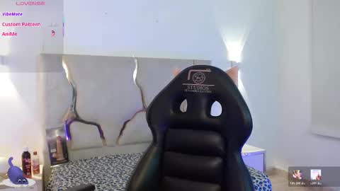 evan_tay online show from 02/13/26, 03:02