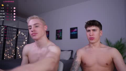 evan_white_ online show from 01/16/25, 12:42