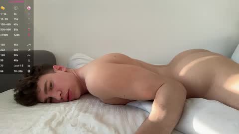 evan_white_ online show from 04/06/26, 03:02