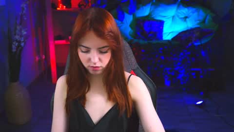 Eva  online show from 01/31/25, 08:22