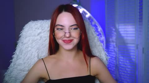 Eva  online show from 09/18/25, 12:18