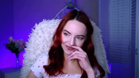 Eva  online show from 10/06/25, 08:34