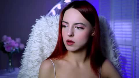 Eva  online show from 10/22/25, 12:27