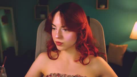 Eva  online show from 04/17/26, 03:15