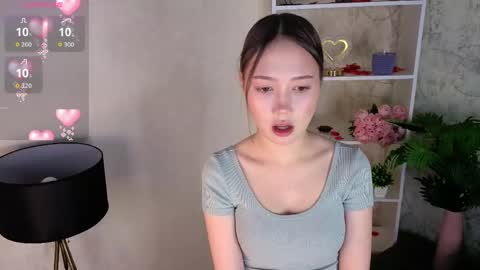 Hello im Lia online show from 06/08/26, 04:07