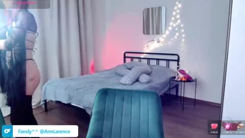 Snapshot of evangeline_lawrence chatting on 02/25/25, 03:16 Annice online show from 02/25/25, 03:16