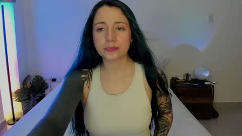 Evangeline online show from 05/30/26, 12:08