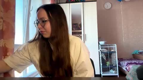 Snapshot of evangelinestiles chatting on 03/21/26, 02:53 Mia online show from 03/21/26, 02:53