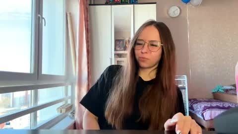 Snapshot of evangelinestiles chatting on 03/22/26, 02:09 Mia online show from 03/22/26, 02:09