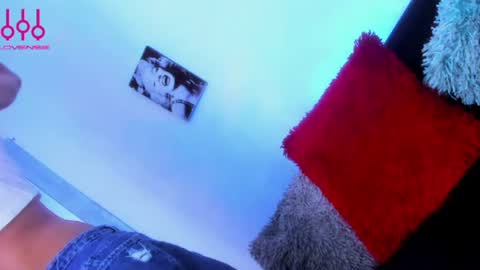 Snapshot of evanllelyne chatting on 07/13/26, 11:57 evanllelyne online show from 07/13/26, 11:57