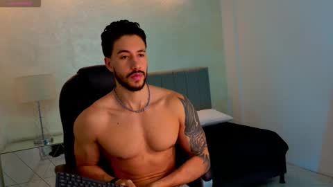 Snapshot of evans_opry1 chatting on 02/28/26, 11:50 E V A N S online show from 02/28/26, 11:50