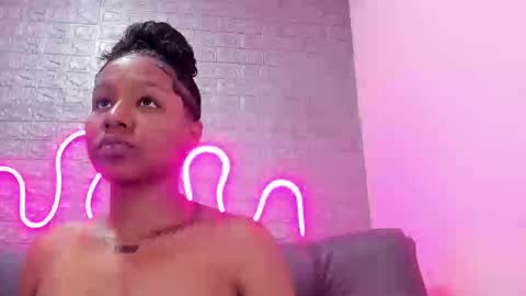 Evan and Susan online show from 09/22/25, 02:19