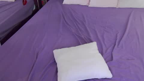 Eva online show from 04/21/26, 02:51