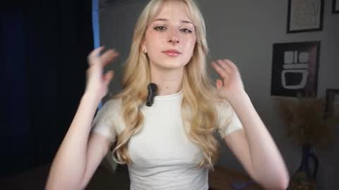 Eva online show from 09/22/25, 06:59