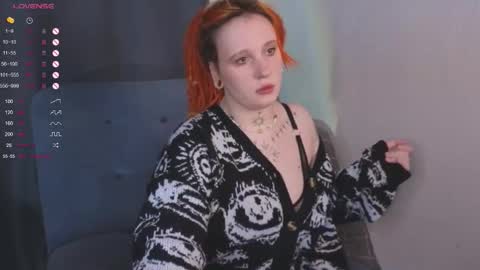 Moon online show from 09/21/25, 12:18