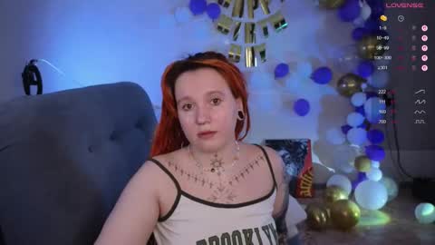 Moon online show from 10/19/25, 12:06