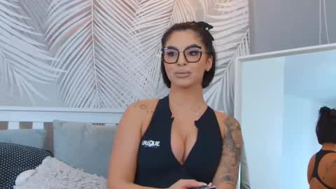 evareyss online show from 12/29/24, 06:27