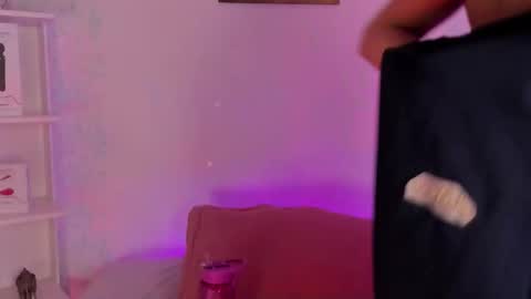 EVARITZ online show from 11/08/25, 12:55