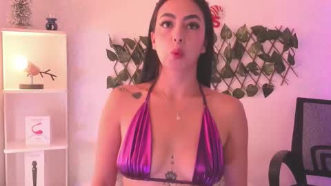 EVARITZ online show from 12/15/25, 01:04