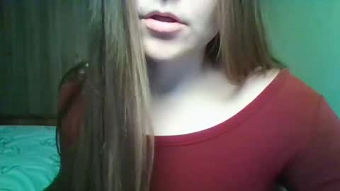 evasapples2026 online show from 04/18/26, 08:42