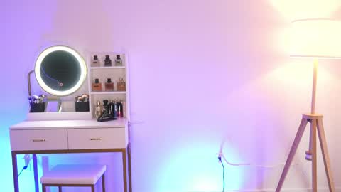 EVA SAVAGEIm recovering from surgery. Ill see you in a couple of weeks. online show from 04/10/26, 05:50