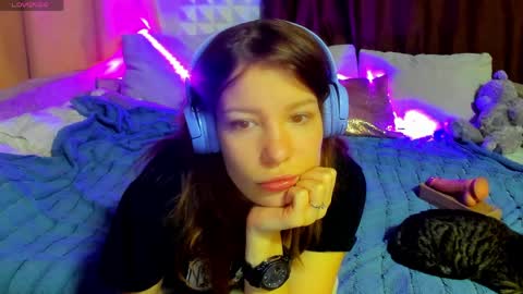 Eva online show from 04/11/26, 02:27