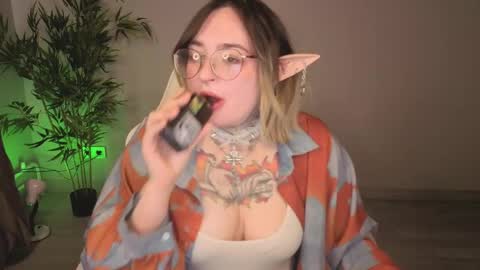 EvaTheWitcher online show from 05/27/26, 08:44