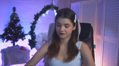 Eva  next stream -  - 1600 UTC2000  online show from 12/25/24, 08:18