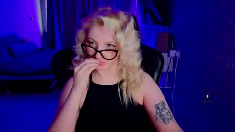 evavibe online show from 04/13/26, 07:25