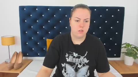 Eva online show from 02/18/25, 06:37