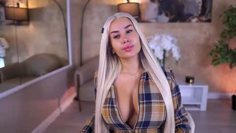 Eva online show from 03/23/26, 09:19