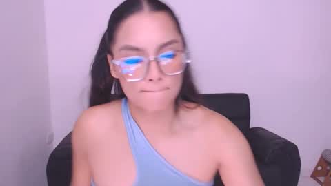 Snapshot of eve_rox18 chatting on 12/29/24, 06:14 Eve Rox18 online show from 12/29/24, 06:14