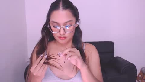 Snapshot of eve_rox18 chatting on 12/30/24, 03:25 Eve Rox18 online show from 12/30/24, 03:25