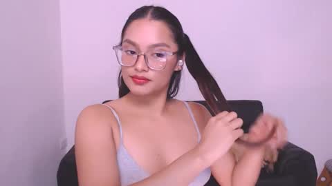 Snapshot of eve_rox18 chatting on 12/30/24, 06:31 Eve Rox18 online show from 12/30/24, 06:31