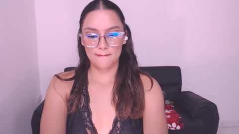 Snapshot of eve_rox18 chatting on 01/14/25, 05:51 Eve Rox18 online show from 01/14/25, 05:51